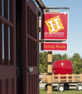 Holmberg Orchards & Winery